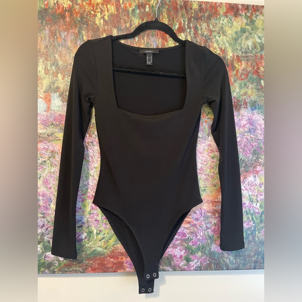 Forever 21 Classic Black Top